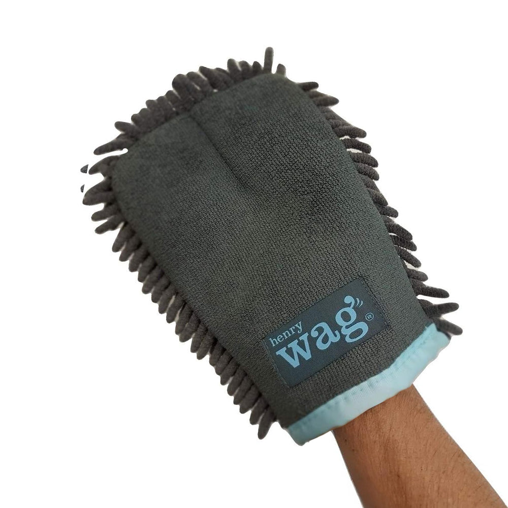 Microfibre Pet Drying Glove for Dogs by Henry Wag