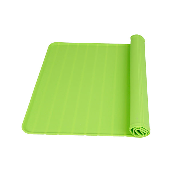 Foldable silicone dog travel mat