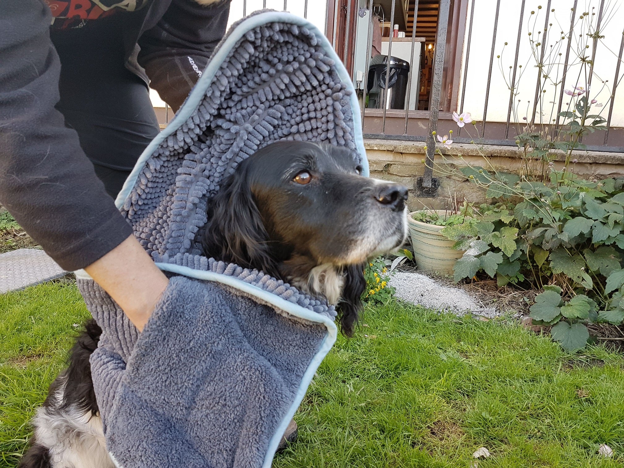 Noodle Glove Towel