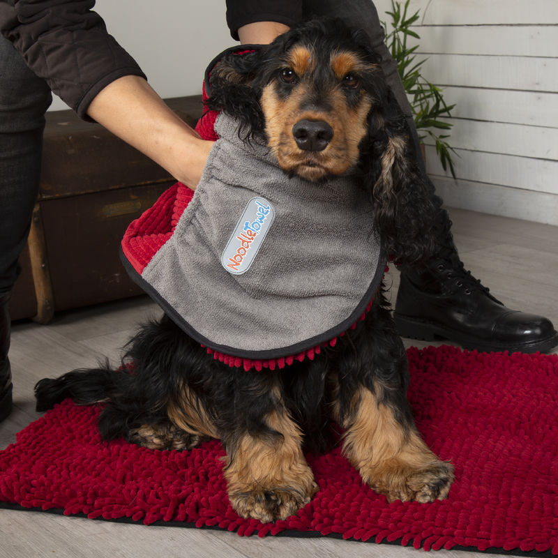 Scruffs Noodle Drying Towel for dogs