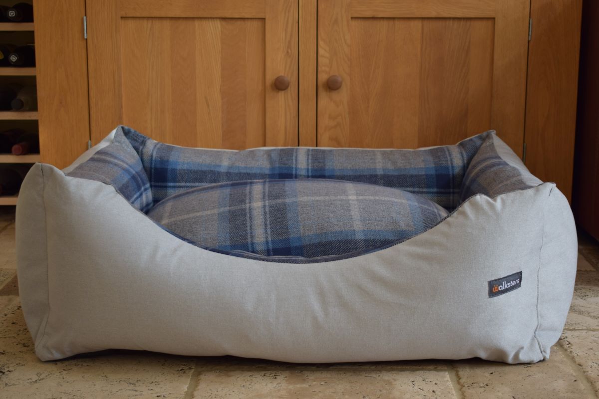 Walksters Buckingham Luxury Dog Bed in Grey & Blue Check